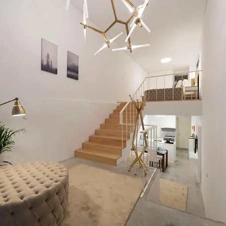 Lovelystay - Hidden & Quiet Duplex Next To Sao Bento Station Porto Zewnętrze zdjęcie